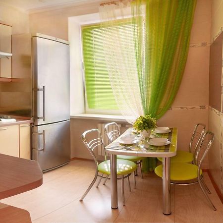 Luxury 3 Rooms Apartments In Center By Green House Poltava Dış mekan fotoğraf